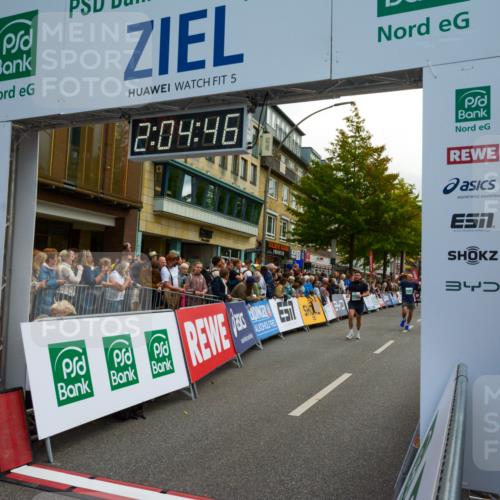 20.09.2026 - PSD Bank Halbmarathon LAZAROV Photography http://msf.ph/oto/10554011 20.09.2026 12:04:45 Ziel 1318, 1533, 1595, 1799, 3163, 3734, 3808, 4138, 4195, 4212, 4435 meine-sportfotos.de