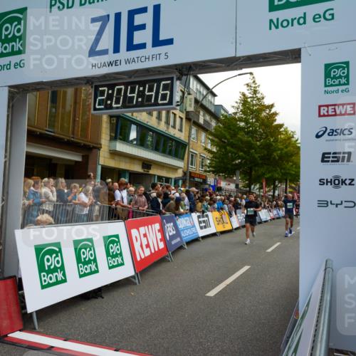 20.09.2026 - PSD Bank Halbmarathon LAZAROV Photography http://msf.ph/oto/10554012 20.09.2026 12:04:45 Ziel 1318, 1533, 1595, 1799, 3163, 3734, 3808, 4138, 4195, 4212, 4435 meine-sportfotos.de