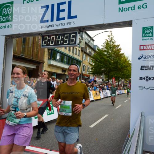 20.09.2026 - PSD Bank Halbmarathon LAZAROV Photography http://msf.ph/oto/10554031 20.09.2026 12:04:54 Ziel 1318, 1799, 3163, 3309, 3726, 3734, 3808, 4195, 4212, 4255 meine-sportfotos.de