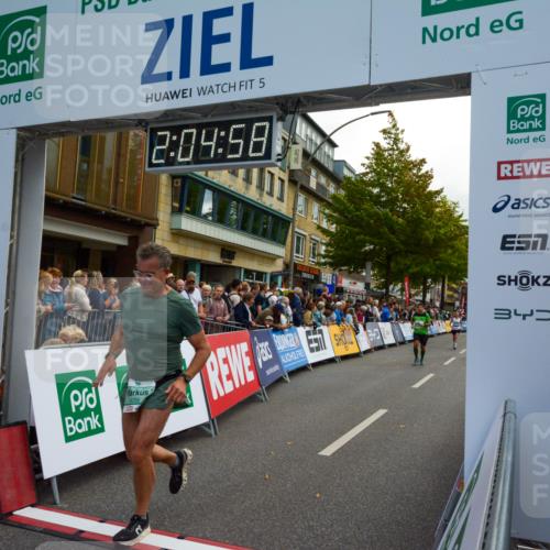 20.09.2026 - PSD Bank Halbmarathon LAZAROV Photography http://msf.ph/oto/10554034 20.09.2026 12:04:57 Ziel 1799, 3163, 3309, 3726, 3808, 4195, 4212, 4255, 4740 meine-sportfotos.de