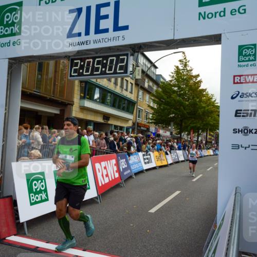 20.09.2026 - PSD Bank Halbmarathon LAZAROV Photography http://msf.ph/oto/10554041 20.09.2026 12:05:02 Ziel 2825, 2837, 3199, 3309, 3726, 4255, 4740 meine-sportfotos.de