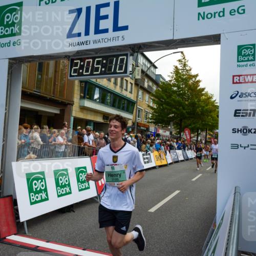 20.09.2026 - PSD Bank Halbmarathon LAZAROV Photography http://msf.ph/oto/10554061 20.09.2026 12:05:10 Ziel 1546, 2825, 2837, 3199, 3257, 3309, 3627, 3773, 4273, 4497, 4615, 4740 meine-sportfotos.de