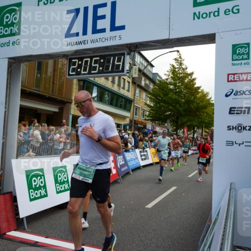 20.09.2026 - PSD Bank Halbmarathon LAZAROV Photography http://msf.ph/oto/10554063 20.09.2026 12:05:14 Ziel 1546, 2825, 2837, 2841, 3199, 3257, 3627, 3773, 4273, 4497, 4615, 4740 meine-sportfotos.de