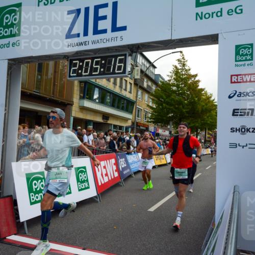 20.09.2026 - PSD Bank Halbmarathon LAZAROV Photography http://msf.ph/oto/10554069 20.09.2026 12:05:15 Ziel 1546, 2825, 2837, 2841, 3199, 3257, 3627, 3773, 4042, 4273, 4497, 4615, 4740 meine-sportfotos.de