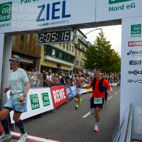 20.09.2026 - PSD Bank Halbmarathon LAZAROV Photography http://msf.ph/oto/10554070 20.09.2026 12:05:15 Ziel 1546, 2825, 2837, 2841, 3199, 3257, 3627, 3773, 4042, 4273, 4497, 4615, 4740 meine-sportfotos.de