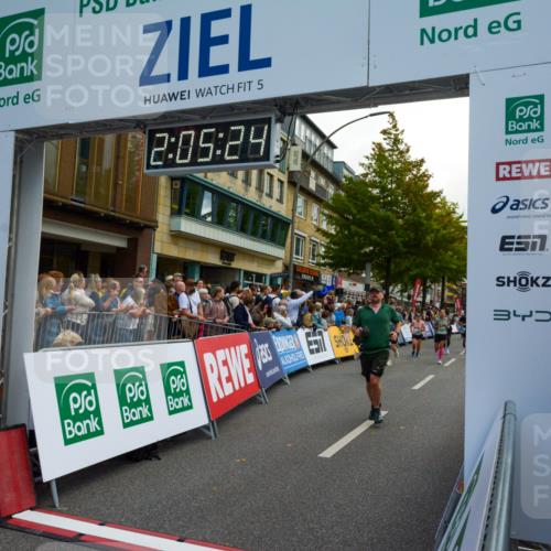 20.09.2026 - PSD Bank Halbmarathon LAZAROV Photography http://msf.ph/oto/10554089 20.09.2026 12:05:23 Ziel 1618, 1989, 1990, 2220, 2396, 2841, 3257, 3389, 3627, 3773, 3938, 4042, 4073, 4273, 4564, 4615 meine-sportfotos.de