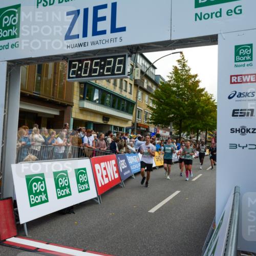 20.09.2026 - PSD Bank Halbmarathon LAZAROV Photography http://msf.ph/oto/10554094 20.09.2026 12:05:25 Ziel 1618, 1989, 1990, 2220, 2396, 2841, 3286, 3389, 3938, 4042, 4073, 4273, 4430, 4564 meine-sportfotos.de