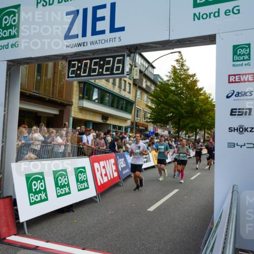 20.09.2026 - PSD Bank Halbmarathon LAZAROV Photography http://msf.ph/oto/10554096 20.09.2026 12:05:25 Ziel 1618, 1989, 1990, 2220, 2396, 2841, 3286, 3389, 3938, 4042, 4073, 4273, 4430, 4564 meine-sportfotos.de