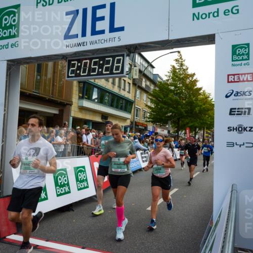 20.09.2026 - PSD Bank Halbmarathon LAZAROV Photography http://msf.ph/oto/10554098 20.09.2026 12:05:27 Ziel 1618, 1989, 1990, 2220, 2396, 2841, 3173, 3286, 3389, 3938, 4042, 4073, 4139, 4273, 4430, 4564 meine-sportfotos.de