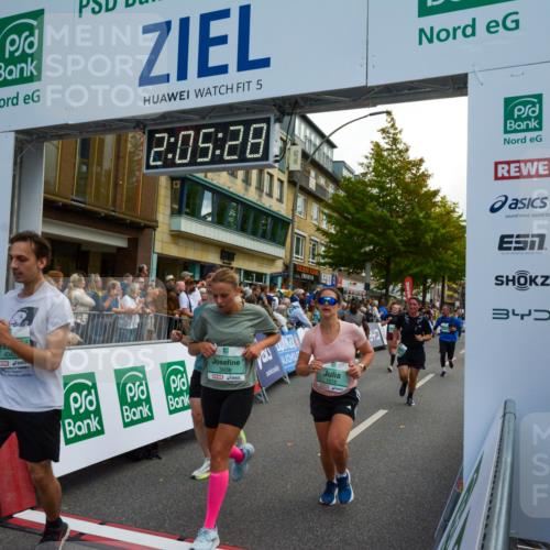 20.09.2026 - PSD Bank Halbmarathon LAZAROV Photography http://msf.ph/oto/10554099 20.09.2026 12:05:27 Ziel 1618, 1989, 1990, 2220, 2396, 2841, 3173, 3286, 3389, 3938, 4042, 4073, 4139, 4273, 4430, 4564 meine-sportfotos.de