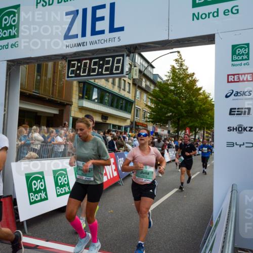 20.09.2026 - PSD Bank Halbmarathon LAZAROV Photography http://msf.ph/oto/10554100 20.09.2026 12:05:28 Ziel 1618, 1989, 1990, 2220, 2396, 2841, 3173, 3286, 3389, 3938, 4042, 4073, 4139, 4273, 4430, 4564 meine-sportfotos.de