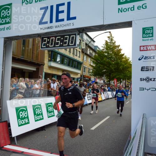 20.09.2026 - PSD Bank Halbmarathon LAZAROV Photography http://msf.ph/oto/10554104 20.09.2026 12:05:29 Ziel 1618, 1779, 1989, 1990, 2220, 2396, 2841, 3173, 3286, 3389, 3938, 4042, 4073, 4139, 4430, 4564 meine-sportfotos.de
