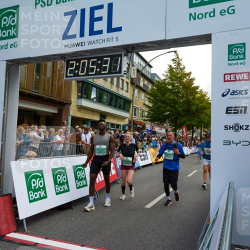 20.09.2026 - PSD Bank Halbmarathon LAZAROV Photography http://msf.ph/oto/10554110 20.09.2026 12:05:30 Ziel 1618, 1779, 1989, 1990, 2220, 2396, 2841, 3173, 3286, 3389, 3938, 4042, 4073, 4139, 4430, 4564 meine-sportfotos.de