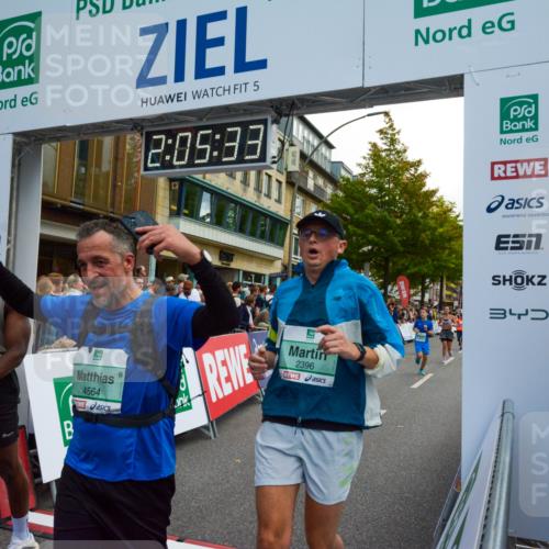 20.09.2026 - PSD Bank Halbmarathon LAZAROV Photography http://msf.ph/oto/10554117 20.09.2026 12:05:32 Ziel 1618, 1779, 1989, 1990, 2220, 2396, 2978, 3173, 3286, 3389, 3938, 4042, 4073, 4139, 4430, 4564 meine-sportfotos.de