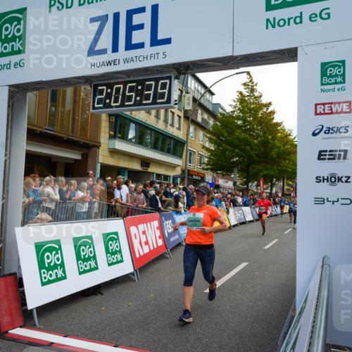 20.09.2026 - PSD Bank Halbmarathon LAZAROV Photography http://msf.ph/oto/10554128 20.09.2026 12:05:38 Ziel 1488, 1779, 2396, 2978, 3173, 3281, 3286, 3922, 4139, 4430, 4450 meine-sportfotos.de