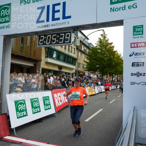 20.09.2026 - PSD Bank Halbmarathon LAZAROV Photography http://msf.ph/oto/10554129 20.09.2026 12:05:38 Ziel 1488, 1779, 2396, 2978, 3173, 3281, 3286, 3922, 4139, 4430, 4450 meine-sportfotos.de