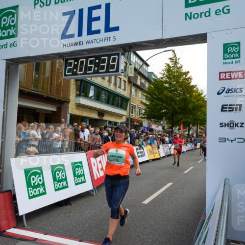 20.09.2026 - PSD Bank Halbmarathon LAZAROV Photography http://msf.ph/oto/10554130 20.09.2026 12:05:38 Ziel 1488, 1779, 2396, 2978, 3173, 3281, 3286, 3922, 4139, 4430, 4450 meine-sportfotos.de