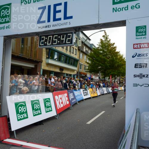 20.09.2026 - PSD Bank Halbmarathon LAZAROV Photography http://msf.ph/oto/10554137 20.09.2026 12:05:41 Ziel 1369, 1488, 1779, 2978, 3173, 3281, 3286, 3894, 3922, 4139, 4430, 4450, 4674 meine-sportfotos.de