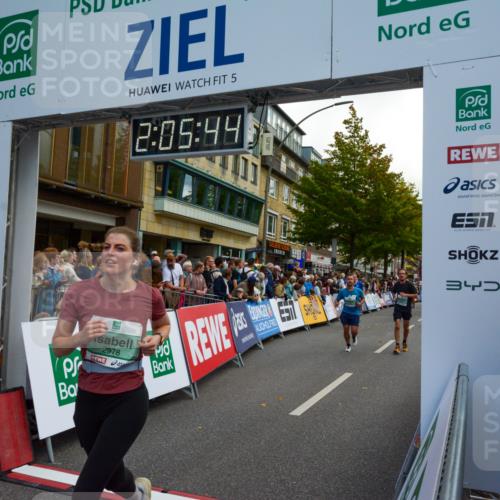 20.09.2026 - PSD Bank Halbmarathon LAZAROV Photography http://msf.ph/oto/10554141 20.09.2026 12:05:44 Ziel 1369, 1488, 1779, 2978, 3143, 3173, 3281, 3314, 3894, 3922, 4139, 4450, 4674 meine-sportfotos.de