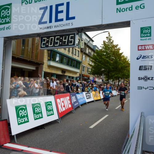 20.09.2026 - PSD Bank Halbmarathon LAZAROV Photography http://msf.ph/oto/10554143 20.09.2026 12:05:44 Ziel 1369, 1488, 1779, 2978, 3143, 3173, 3281, 3314, 3894, 3922, 4139, 4450, 4674 meine-sportfotos.de