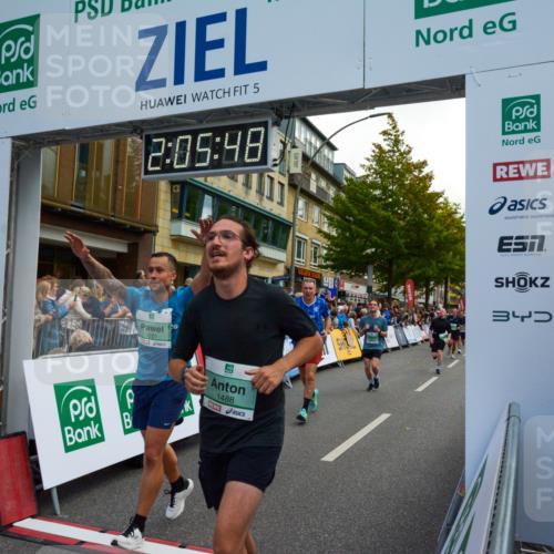 20.09.2026 - PSD Bank Halbmarathon LAZAROV Photography http://msf.ph/oto/10554148 20.09.2026 12:05:47 Ziel 1369, 1487, 1488, 1779, 1834, 2816, 2978, 3143, 3281, 3314, 3894, 3922, 4166, 4450, 4674 meine-sportfotos.de