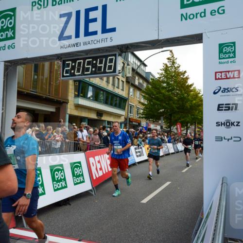 20.09.2026 - PSD Bank Halbmarathon LAZAROV Photography http://msf.ph/oto/10554151 20.09.2026 12:05:48 Ziel 1369, 1487, 1488, 1834, 2816, 2978, 3143, 3281, 3314, 3894, 3922, 4166, 4450, 4674 meine-sportfotos.de
