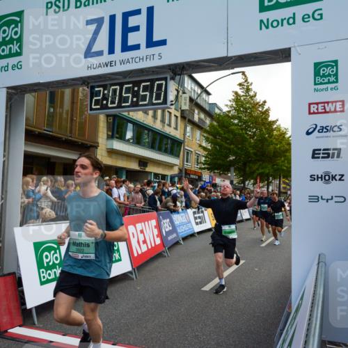 20.09.2026 - PSD Bank Halbmarathon LAZAROV Photography http://msf.ph/oto/10554158 20.09.2026 12:05:50 Ziel 1369, 1487, 1488, 1834, 2468, 2816, 2978, 2991, 3143, 3281, 3314, 3402, 3894, 3922, 4166, 4359, 4450, 4674 meine-sportfotos.de
