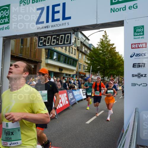 20.09.2026 - PSD Bank Halbmarathon LAZAROV Photography http://msf.ph/oto/10554191 20.09.2026 12:06:00 Ziel 1300, 1487, 1834, 1916, 2468, 2580, 2692, 2816, 2852, 2979, 2991, 3143, 3314, 3402, 3617, 3656, 4166, 4359, 4629 meine-sportfotos.de