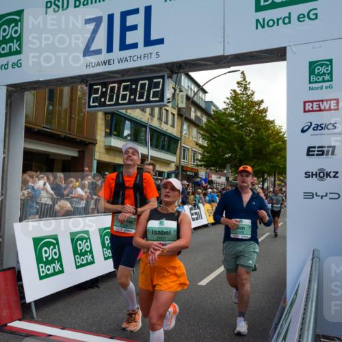 20.09.2026 - PSD Bank Halbmarathon LAZAROV Photography http://msf.ph/oto/10554196 20.09.2026 12:06:01 Ziel 1300, 1487, 1834, 1916, 2468, 2580, 2692, 2816, 2852, 2979, 2991, 3314, 3402, 3617, 3656, 4166, 4359, 4629 meine-sportfotos.de