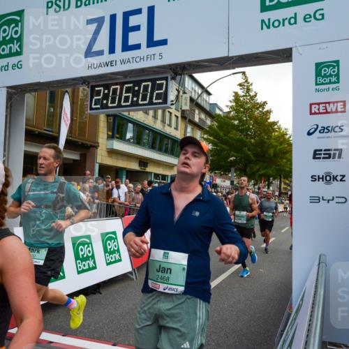 20.09.2026 - PSD Bank Halbmarathon LAZAROV Photography http://msf.ph/oto/10554201 20.09.2026 12:06:02 Ziel 1300, 1487, 1834, 1916, 2468, 2580, 2692, 2816, 2852, 2979, 2991, 3402, 3617, 3656, 4166, 4359, 4629 meine-sportfotos.de