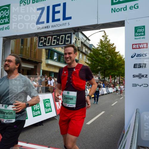 20.09.2026 - PSD Bank Halbmarathon LAZAROV Photography http://msf.ph/oto/10554212 20.09.2026 12:06:05 Ziel 1252, 1300, 1487, 1834, 1916, 2468, 2580, 2692, 2852, 2979, 2991, 3402, 3617, 3656, 4166, 4359, 4629, 4786 meine-sportfotos.de