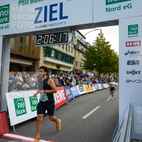 20.09.2026 - PSD Bank Halbmarathon LAZAROV Photography http://msf.ph/oto/10554241 20.09.2026 12:06:16 Ziel 1252, 1300, 1916, 1940, 2852, 4629, 4647, 4786 meine-sportfotos.de