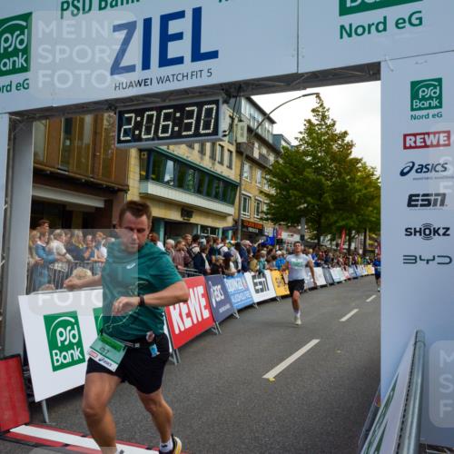 20.09.2026 - PSD Bank Halbmarathon LAZAROV Photography http://msf.ph/oto/10554258 20.09.2026 12:06:30 Ziel 2024, 2684, 2715, 2874, 4266, 4379, 4647, 4676, 4717 meine-sportfotos.de