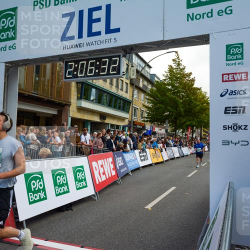 20.09.2026 - PSD Bank Halbmarathon LAZAROV Photography http://msf.ph/oto/10554266 20.09.2026 12:06:32 Ziel 1695, 2024, 2684, 2715, 2874, 3450, 4266, 4379, 4647, 4676, 4695, 4717 meine-sportfotos.de