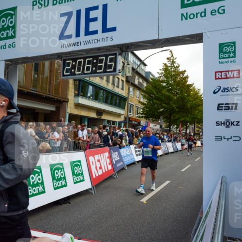 20.09.2026 - PSD Bank Halbmarathon LAZAROV Photography http://msf.ph/oto/10554273 20.09.2026 12:06:35 Ziel 1695, 2024, 2684, 2715, 2874, 3450, 4266, 4379, 4676, 4695, 4717, 4748 meine-sportfotos.de