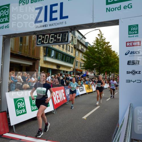 20.09.2026 - PSD Bank Halbmarathon LAZAROV Photography http://msf.ph/oto/10554291 20.09.2026 12:06:40 Ziel 1390, 1695, 2684, 2715, 2874, 3450, 4004, 4266, 4379, 4676, 4695, 4748, 4775 meine-sportfotos.de