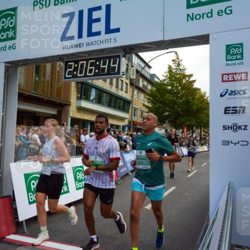 20.09.2026 - PSD Bank Halbmarathon LAZAROV Photography http://msf.ph/oto/10554305 20.09.2026 12:06:44 Ziel 1177, 1390, 1695, 2715, 2874, 3450, 4004, 4266, 4379, 4691, 4695, 4748, 4775 meine-sportfotos.de