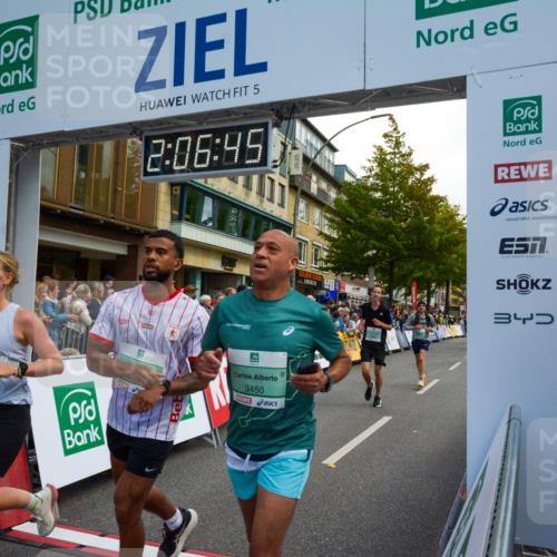 20.09.2026 - PSD Bank Halbmarathon LAZAROV Photography http://msf.ph/oto/10554307 20.09.2026 12:06:44 Ziel 1177, 1390, 1695, 2715, 2874, 3450, 4004, 4266, 4379, 4691, 4695, 4748, 4775 meine-sportfotos.de