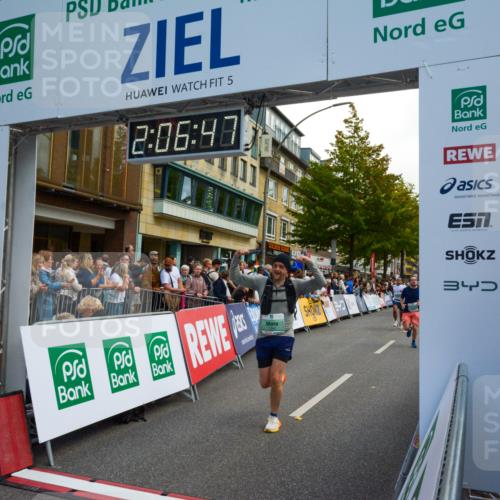 20.09.2026 - PSD Bank Halbmarathon LAZAROV Photography http://msf.ph/oto/10554316 20.09.2026 12:06:47 Ziel 1177, 1390, 1695, 2874, 3450, 4004, 4007, 4266, 4379, 4691, 4695, 4748, 4775 meine-sportfotos.de