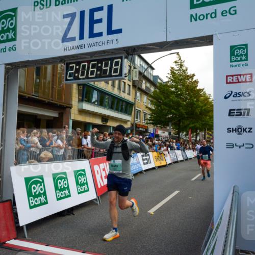 20.09.2026 - PSD Bank Halbmarathon LAZAROV Photography http://msf.ph/oto/10554318 20.09.2026 12:06:47 Ziel 1177, 1390, 1695, 2874, 3450, 4004, 4007, 4266, 4379, 4691, 4695, 4748, 4775 meine-sportfotos.de