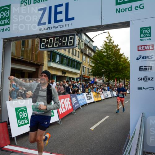 20.09.2026 - PSD Bank Halbmarathon LAZAROV Photography http://msf.ph/oto/10554320 20.09.2026 12:06:47 Ziel 1177, 1390, 1695, 2874, 3450, 4004, 4007, 4266, 4379, 4691, 4695, 4748, 4775 meine-sportfotos.de