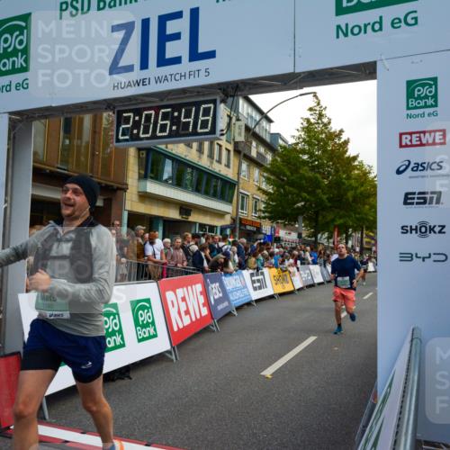 20.09.2026 - PSD Bank Halbmarathon LAZAROV Photography http://msf.ph/oto/10554321 20.09.2026 12:06:48 Ziel 1177, 1390, 1695, 2874, 3450, 4004, 4007, 4379, 4691, 4695, 4748, 4775 meine-sportfotos.de