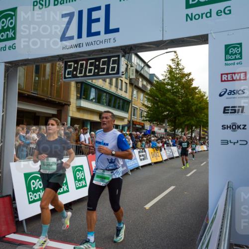 20.09.2026 - PSD Bank Halbmarathon LAZAROV Photography http://msf.ph/oto/10554332 20.09.2026 12:06:55 Ziel 1177, 1264, 2219, 3033, 4004, 4007, 4691, 4775 meine-sportfotos.de
