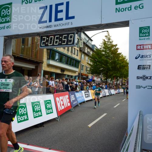 20.09.2026 - PSD Bank Halbmarathon LAZAROV Photography http://msf.ph/oto/10554341 20.09.2026 12:06:59 Ziel 1177, 1264, 1381, 2219, 3033, 3373, 4007, 4691 meine-sportfotos.de