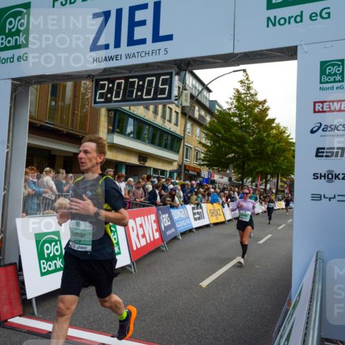 20.09.2026 - PSD Bank Halbmarathon LAZAROV Photography http://msf.ph/oto/10554354 20.09.2026 12:07:04 Ziel 1264, 1368, 1381, 2219, 3033, 3373, 3648, 4007, 4637 meine-sportfotos.de