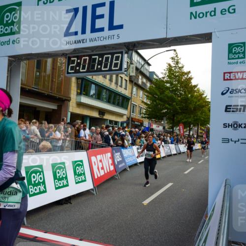 20.09.2026 - PSD Bank Halbmarathon LAZAROV Photography http://msf.ph/oto/10554370 20.09.2026 12:07:08 Ziel 1368, 1381, 2219, 3033, 3373, 3648, 4124, 4637 meine-sportfotos.de