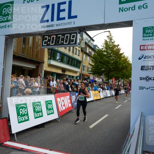 20.09.2026 - PSD Bank Halbmarathon LAZAROV Photography http://msf.ph/oto/10554373 20.09.2026 12:07:08 Ziel 1368, 1381, 2219, 3033, 3373, 3648, 4124, 4637 meine-sportfotos.de