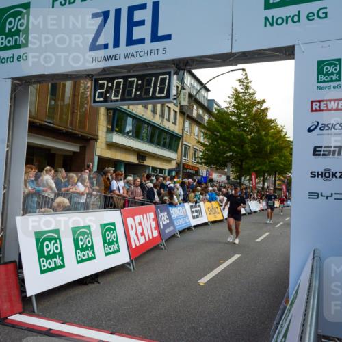 20.09.2026 - PSD Bank Halbmarathon LAZAROV Photography http://msf.ph/oto/10554377 20.09.2026 12:07:10 Ziel 1368, 1381, 1415, 2219, 3033, 3373, 3648, 4124, 4637 meine-sportfotos.de