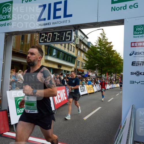 20.09.2026 - PSD Bank Halbmarathon LAZAROV Photography http://msf.ph/oto/10554390 20.09.2026 12:07:14 Ziel 1368, 1381, 1415, 3373, 3493, 3648, 4124, 4637 meine-sportfotos.de