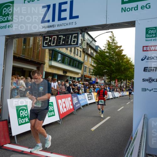 20.09.2026 - PSD Bank Halbmarathon LAZAROV Photography http://msf.ph/oto/10554395 20.09.2026 12:07:15 Ziel 1089, 1368, 1415, 3373, 3493, 3648, 4124, 4637 meine-sportfotos.de